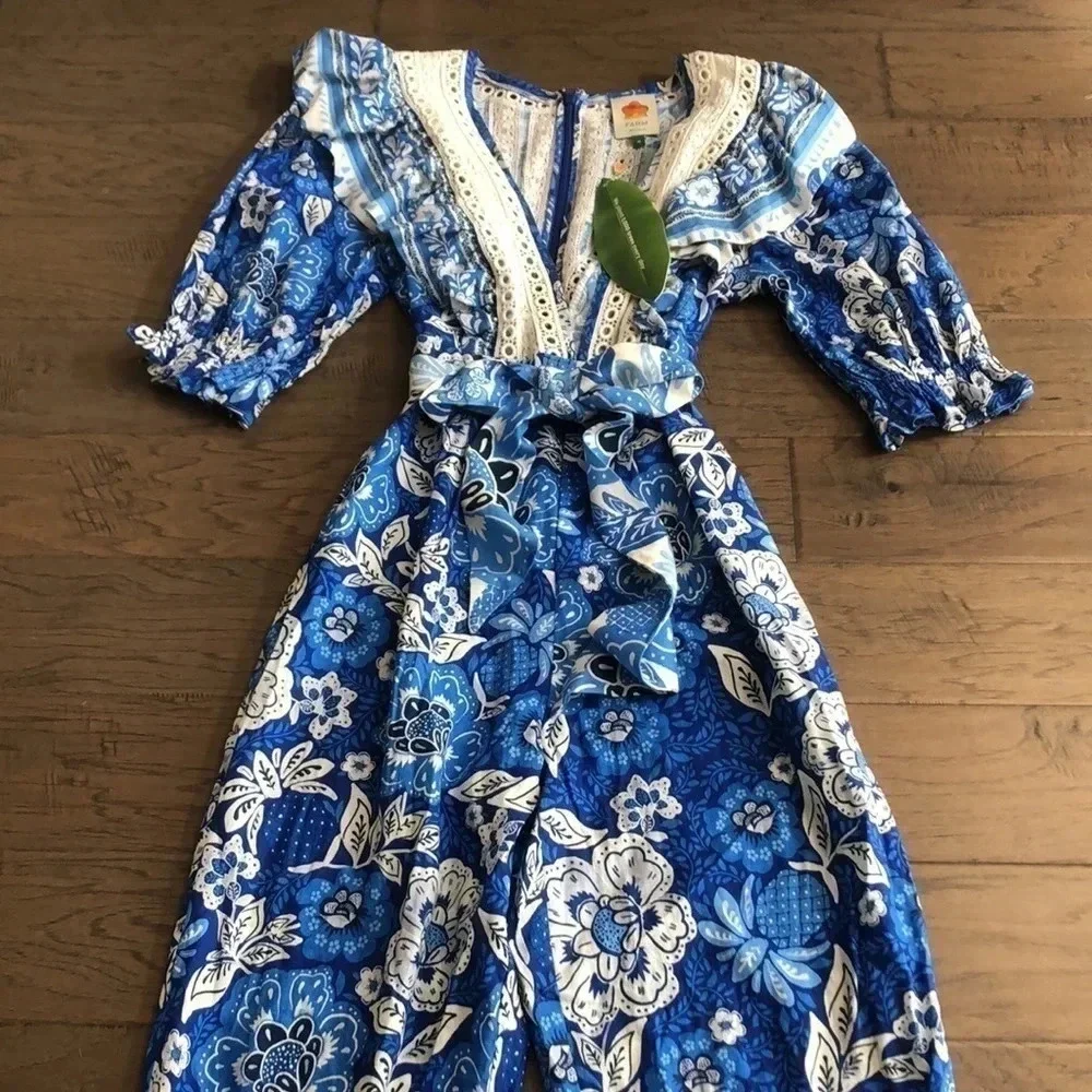 Farm Rio Full of Flowers jumpsuit Sz Medium New with Tags lots of blue - Picture 4 of 15